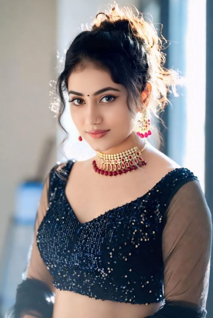 instagram dp for girls, stylish instagram dp for girls, new instagram dp for girls, girls instagram dp, cute instagram dp, beautiful girls dp, aesthetic girls dp, girls profile picture, hd girls dp, instagram profile picture for girls