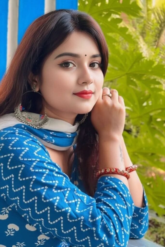 girls dp, girls images, girls photos, girls pictures, girls pics, girls wallpapers, beautiful girls dp, stylish girls dp, cute girls dp, girls profile picture