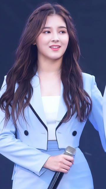 korean girls dp, korean girl photos, korean girl images, korean girl pics, korean girl pictures, korean girl wallpapers, cute korean girl dp, aesthetic korean girl dp, korean profile picture, stylish korean girl images