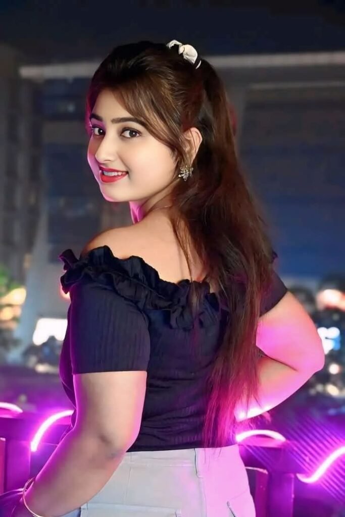 girls dp, girls images, girls photos, girls pictures, girls pics, girls wallpapers, beautiful girls dp, stylish girls dp, cute girls dp, girls profile picture