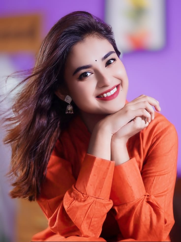 new stylish whatsapp dp for girls, whatsapp dp for girls, girls whatsapp dp, stylish girls dp, cute girls dp, beautiful girls dp, girls profile picture, aesthetic girls dp, hd girls dp, latest girls dp images