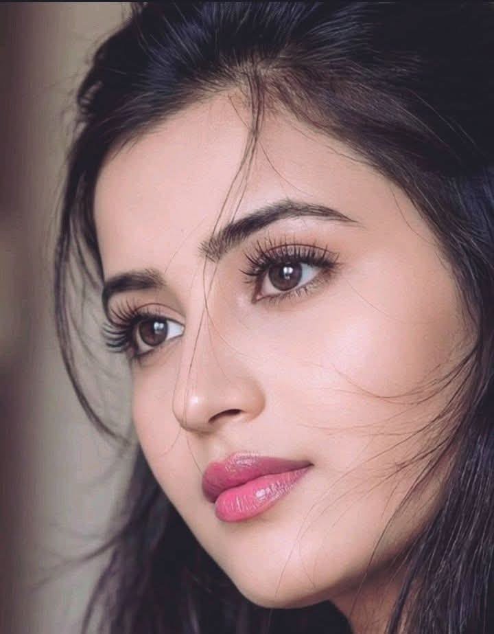 girls dp, girls images, girls photos, girls pictures, girls pics, girls wallpapers, beautiful girls dp, stylish girls dp, cute girls dp, girls profile picture